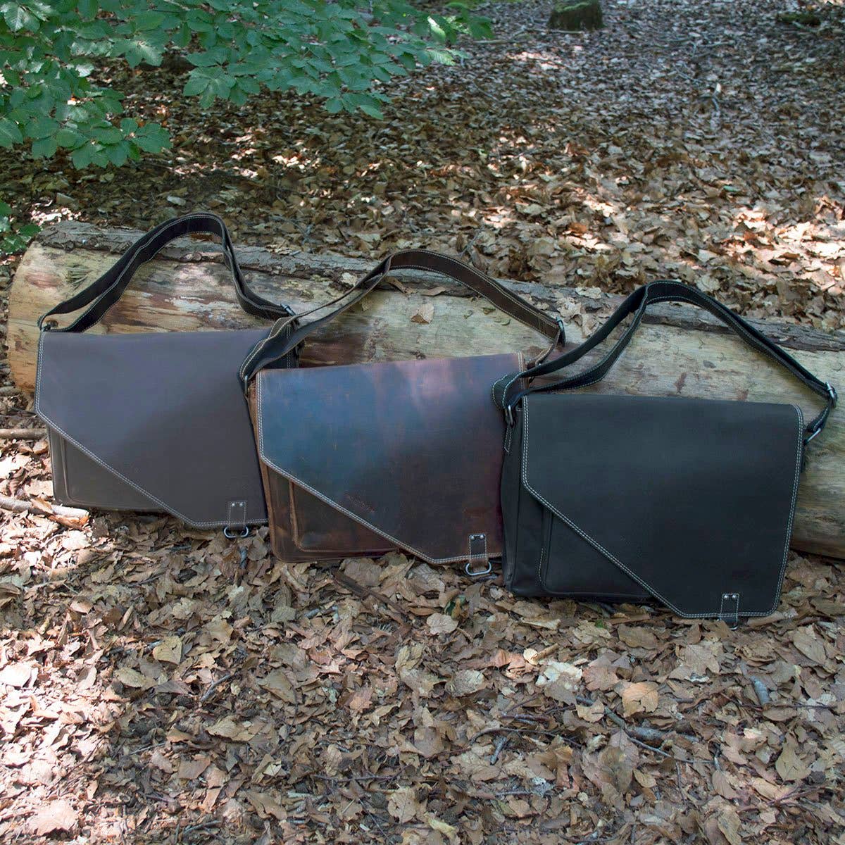 Buffalo Leather Laptop Bag – Spacious with Double Magnetic Flap Closure