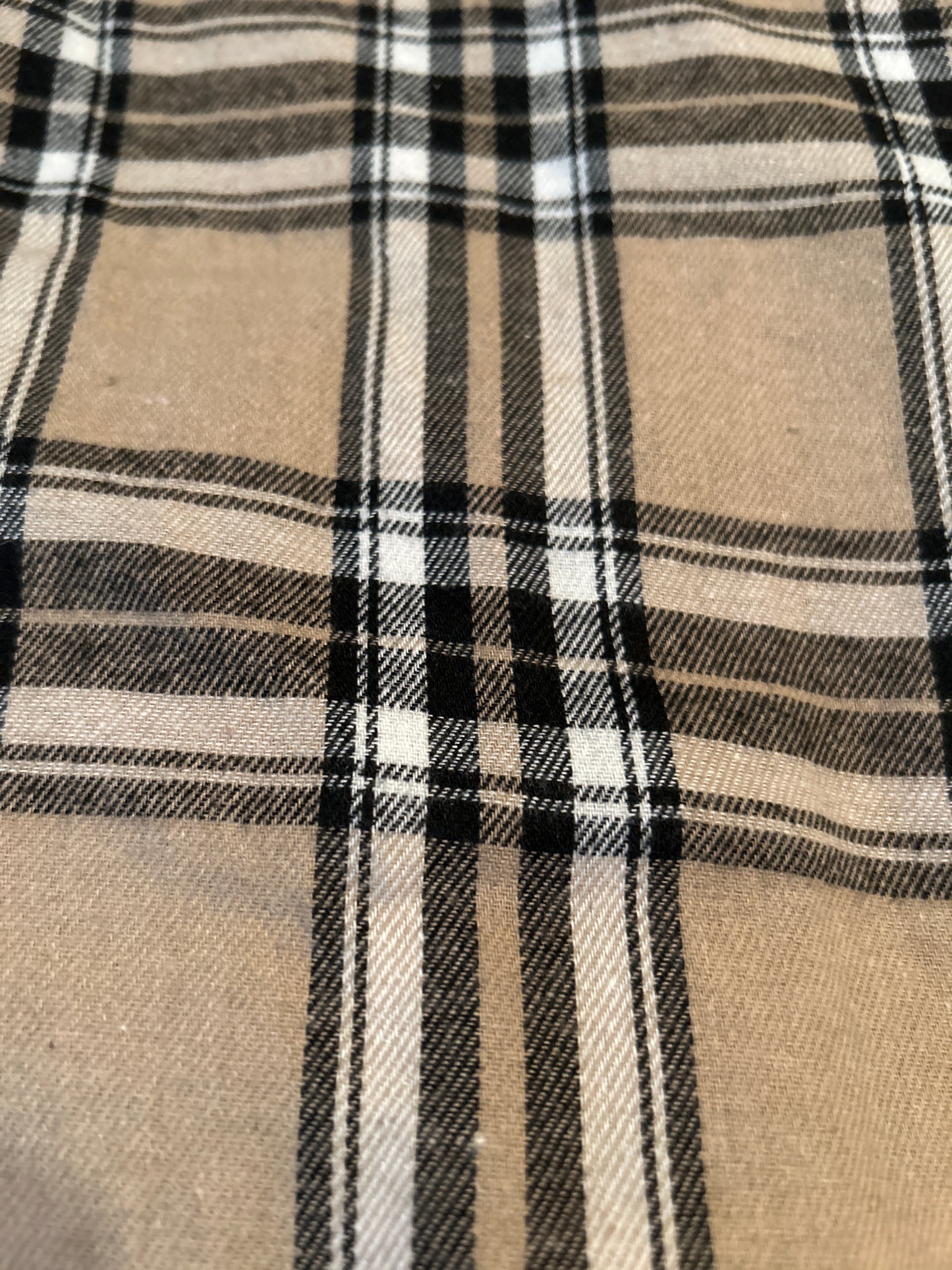 Plaid Checkered Flannel Shirt – Classic Button-Up with Chest Pockets