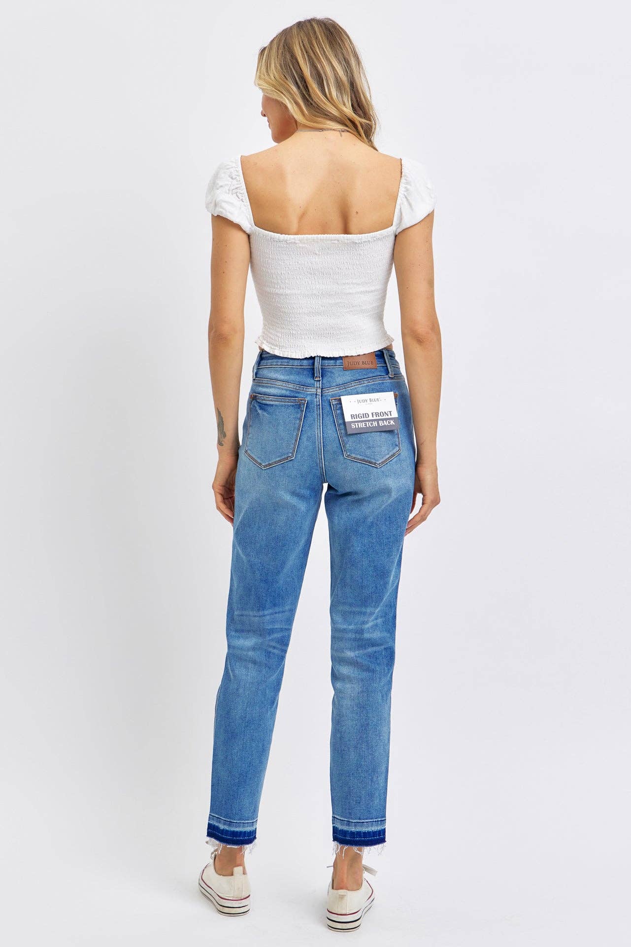 Judy Blue Mid Rise Rigid Magic Release Hem Boyfriend