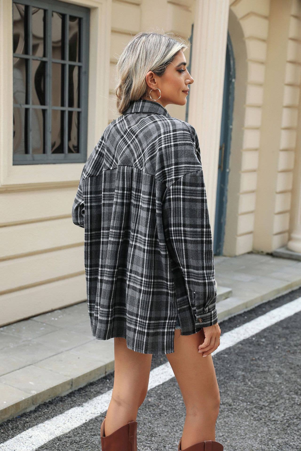 Black, White & Grey Plaid LONG-SLEEVED PLAID SHIRT WITH LAPEL POCKET